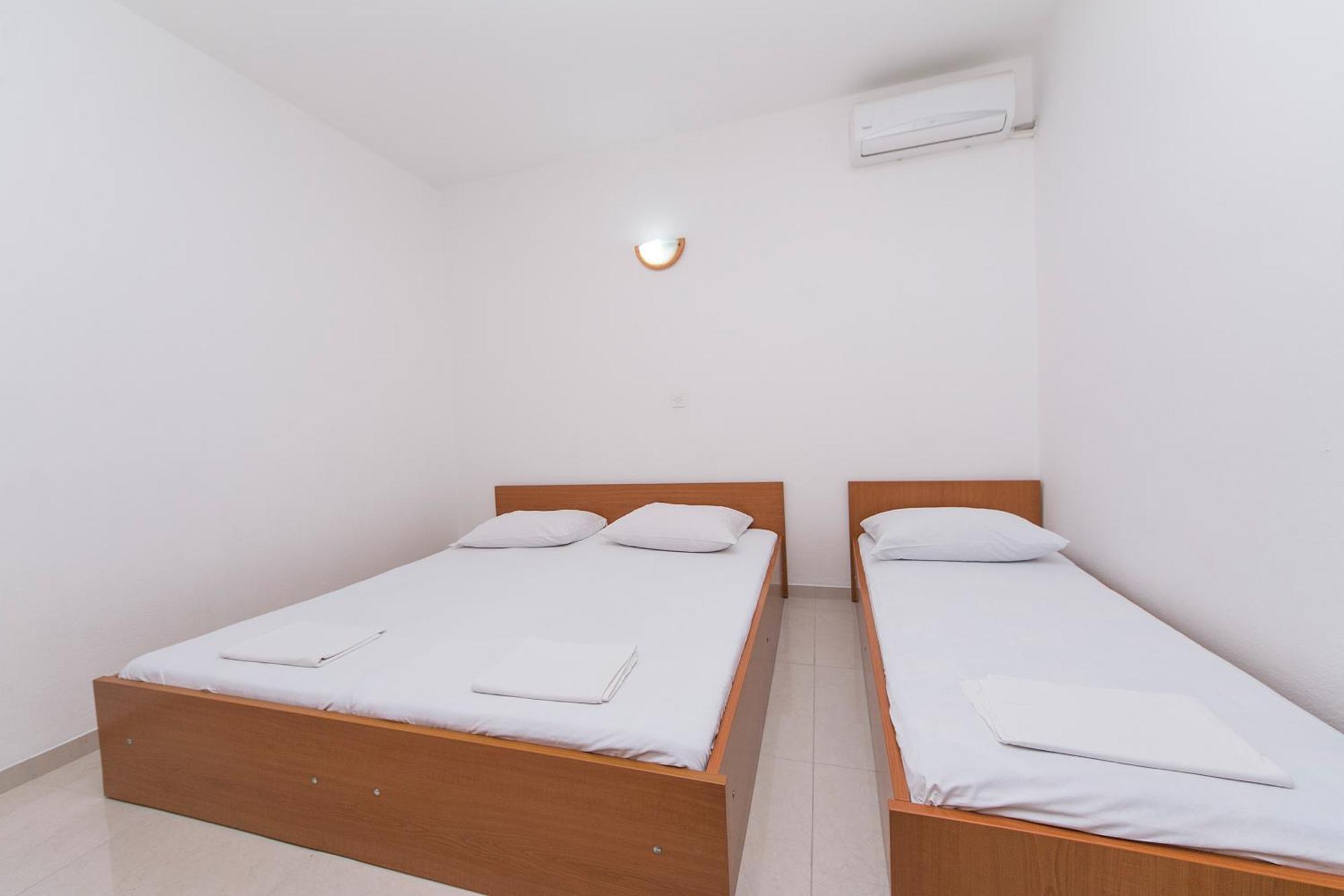 Apartments By The Sea Podaca, Makarska - 4734 외부 사진